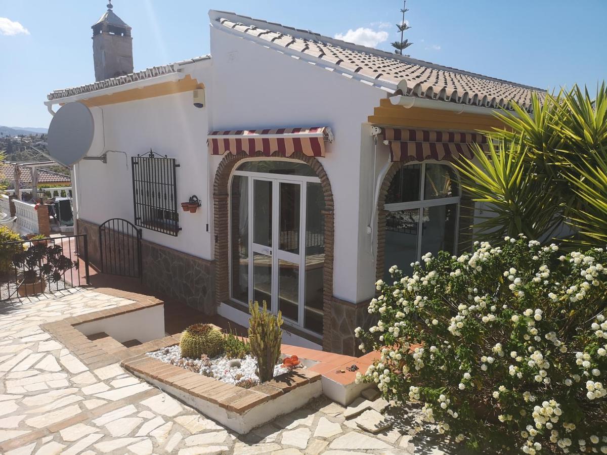Villa Casa Las Fresas Alcaucin Exterior photo